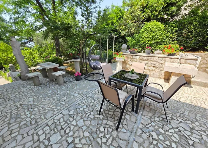 Apartman Melita Nv - With Terrace, 200 M From The