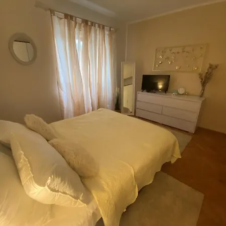 Melita - With Terrace, 200 M From The Apartment