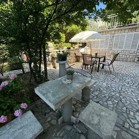 Melita - With Terrace, 200 M From The