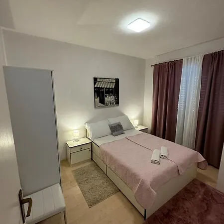 Melita - With Terrace, 200 M From The Apartment *