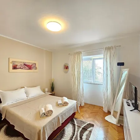 Melita - With Terrace, 200 M From The *