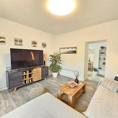 Melita - With Terrace, 200 M From The *