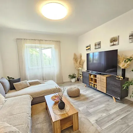 Melita - With Terrace, 200 M From The Apartment