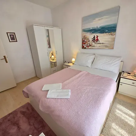 Melita Nv - With Terrace, 200 M From The נובי ווינודולסקי