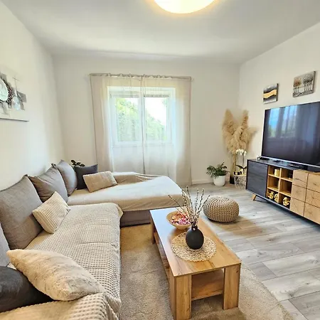 Melita - With Terrace, 200 M From The *